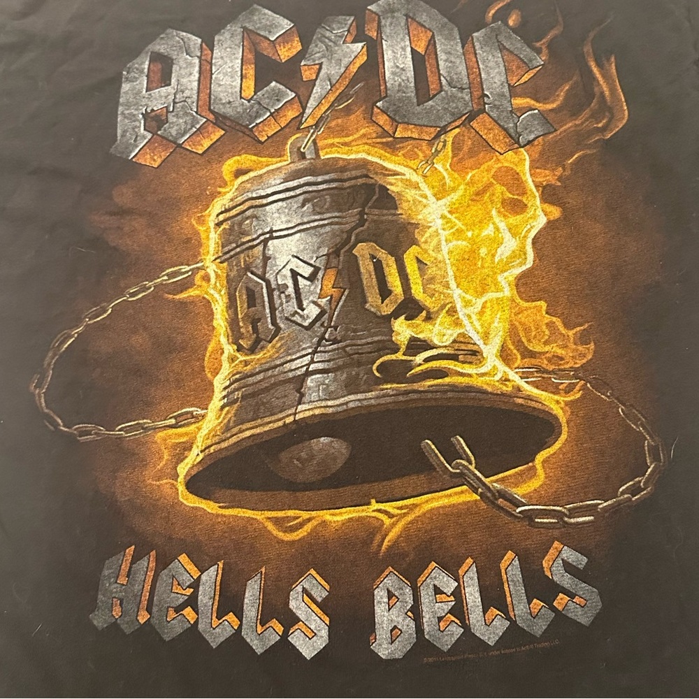 Vintage ACDC hells bell tshirt